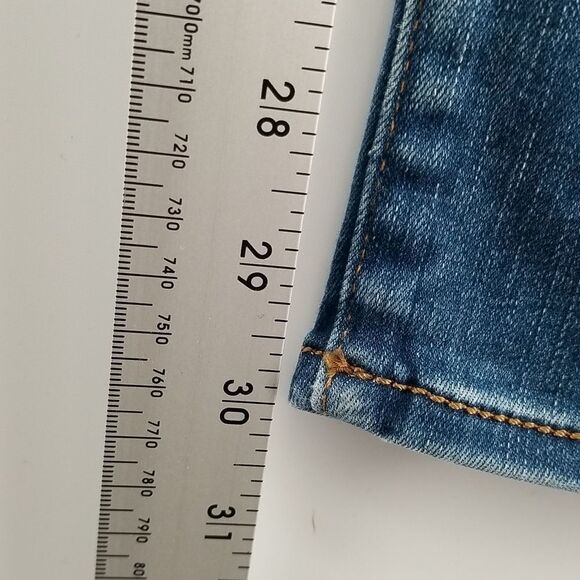 & Denim Jeans Women's Size 32 Shaping Skinny Ankle Regular Waist Mid Rise Denim - Picture 11 of 13